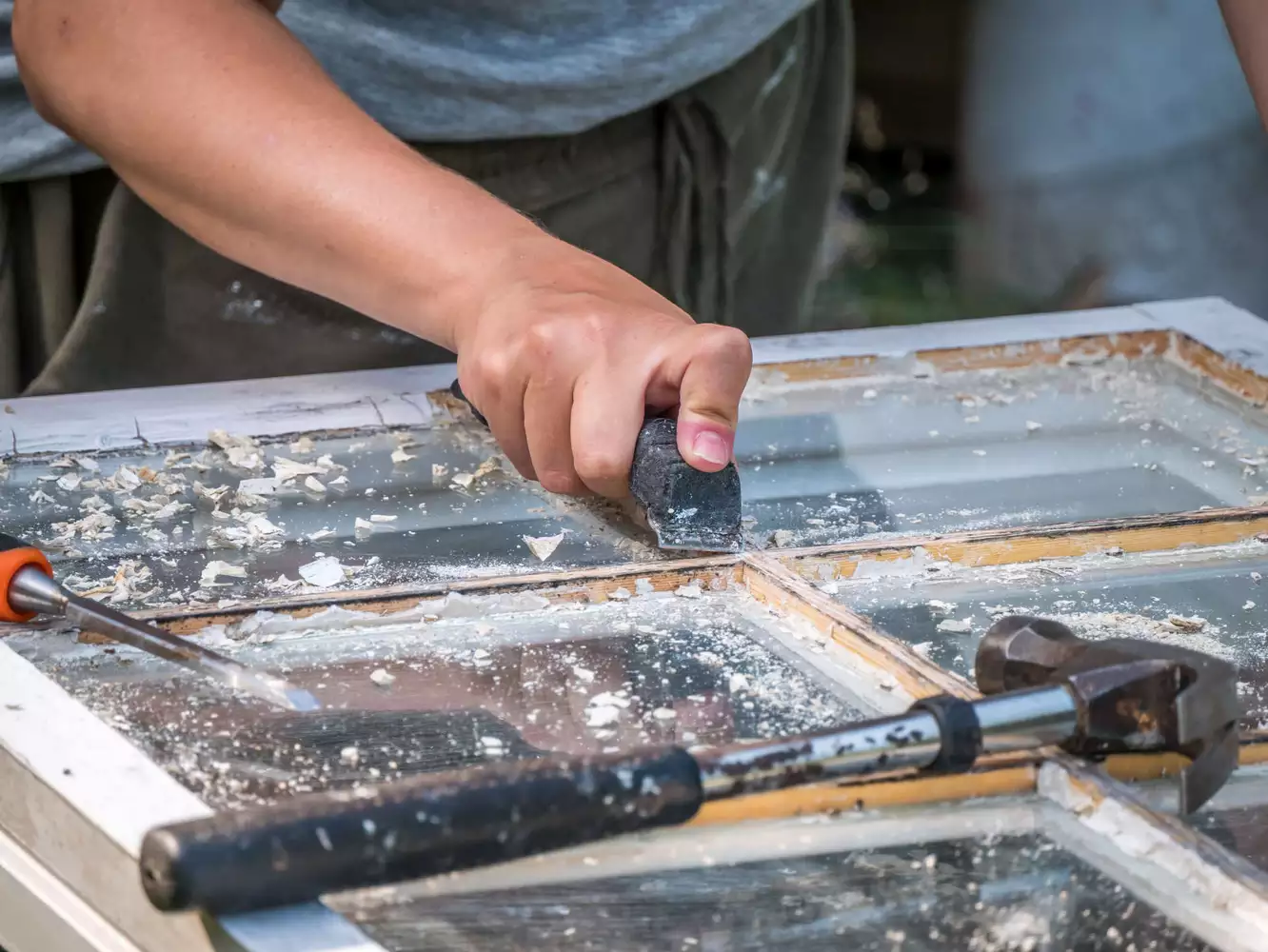Old window frame glass replacement